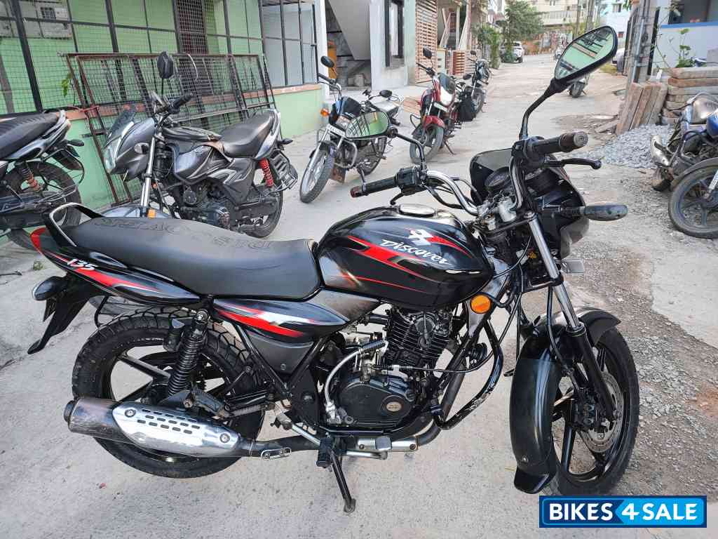 Bajaj Discover DTSi 135