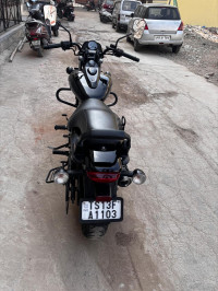 Ebony Black Bajaj Avenger Street 160