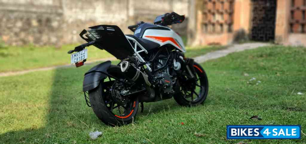 KTM Duke 390 BS6