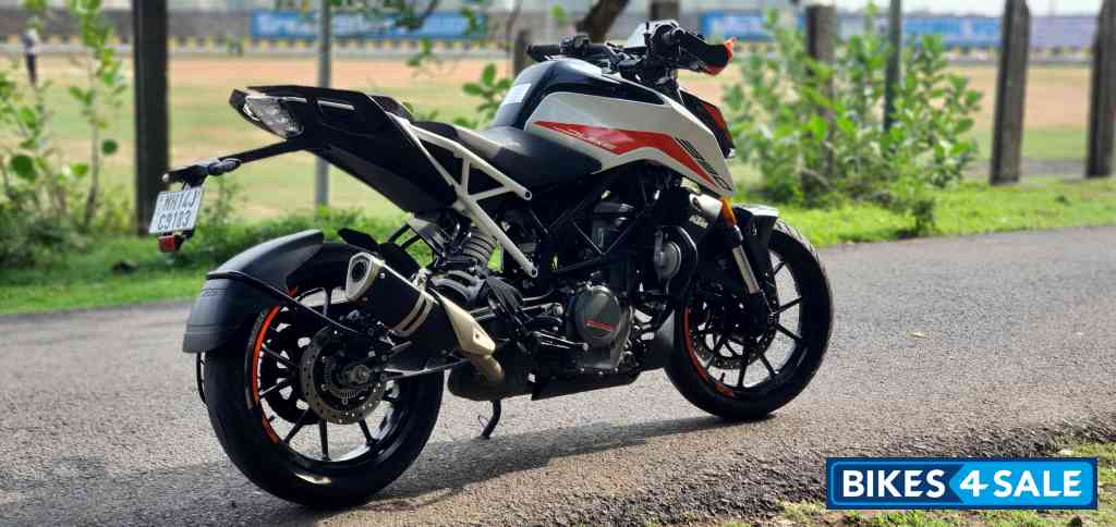 KTM Duke 390 BS6
