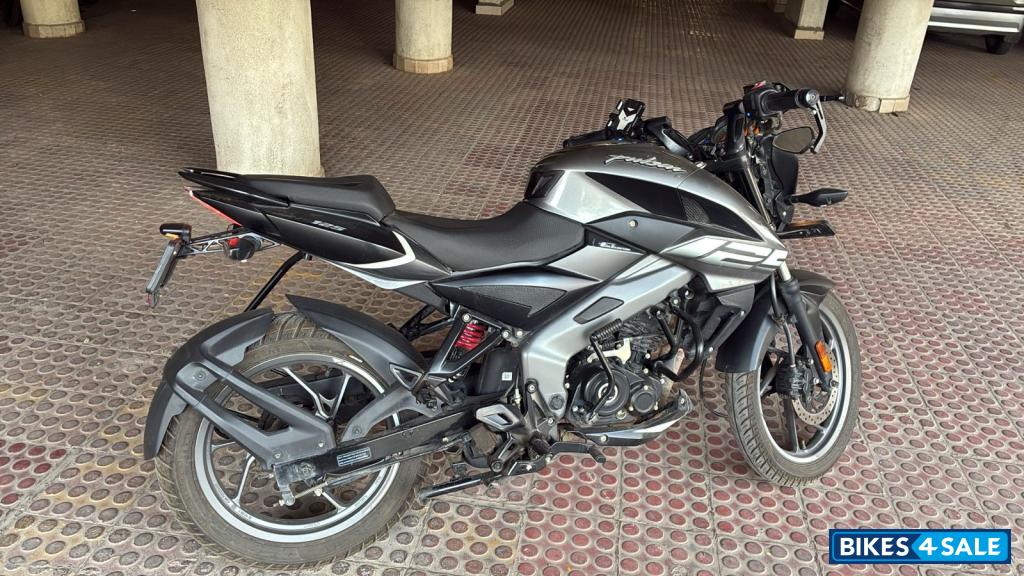Bajaj Pulsar NS 125