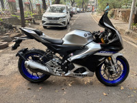 Yamaha R15M