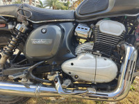 Yezdi Roadster Chrome