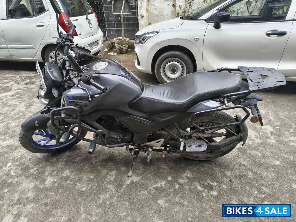 Grey Yamaha FZ-S FI V3