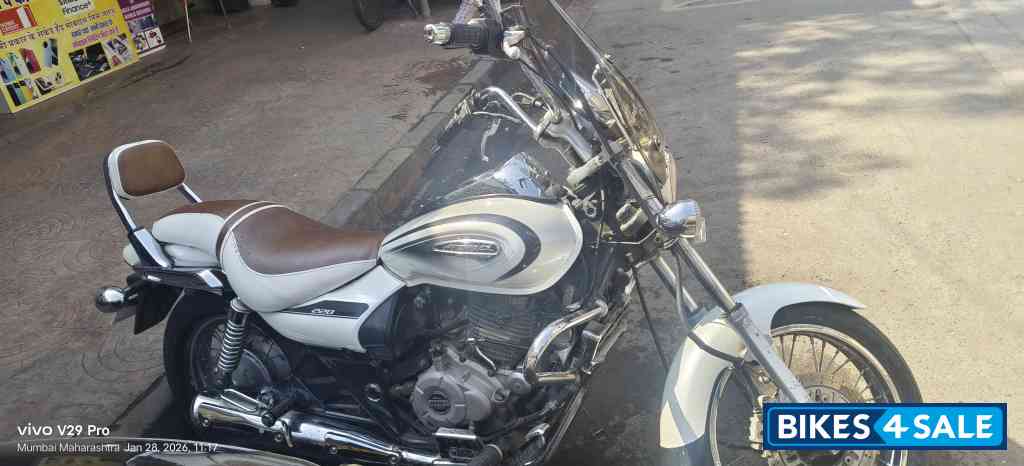 Bajaj Avenger Cruise 220