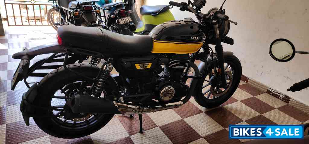 Dual Tone Honda 2023 CB350RS DLX Pro Dual Tone