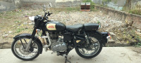 Black Royal Enfield Classic 350