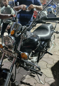 Bajaj Avenger 220 DTS-i