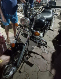 Bajaj Avenger 220 DTS-i