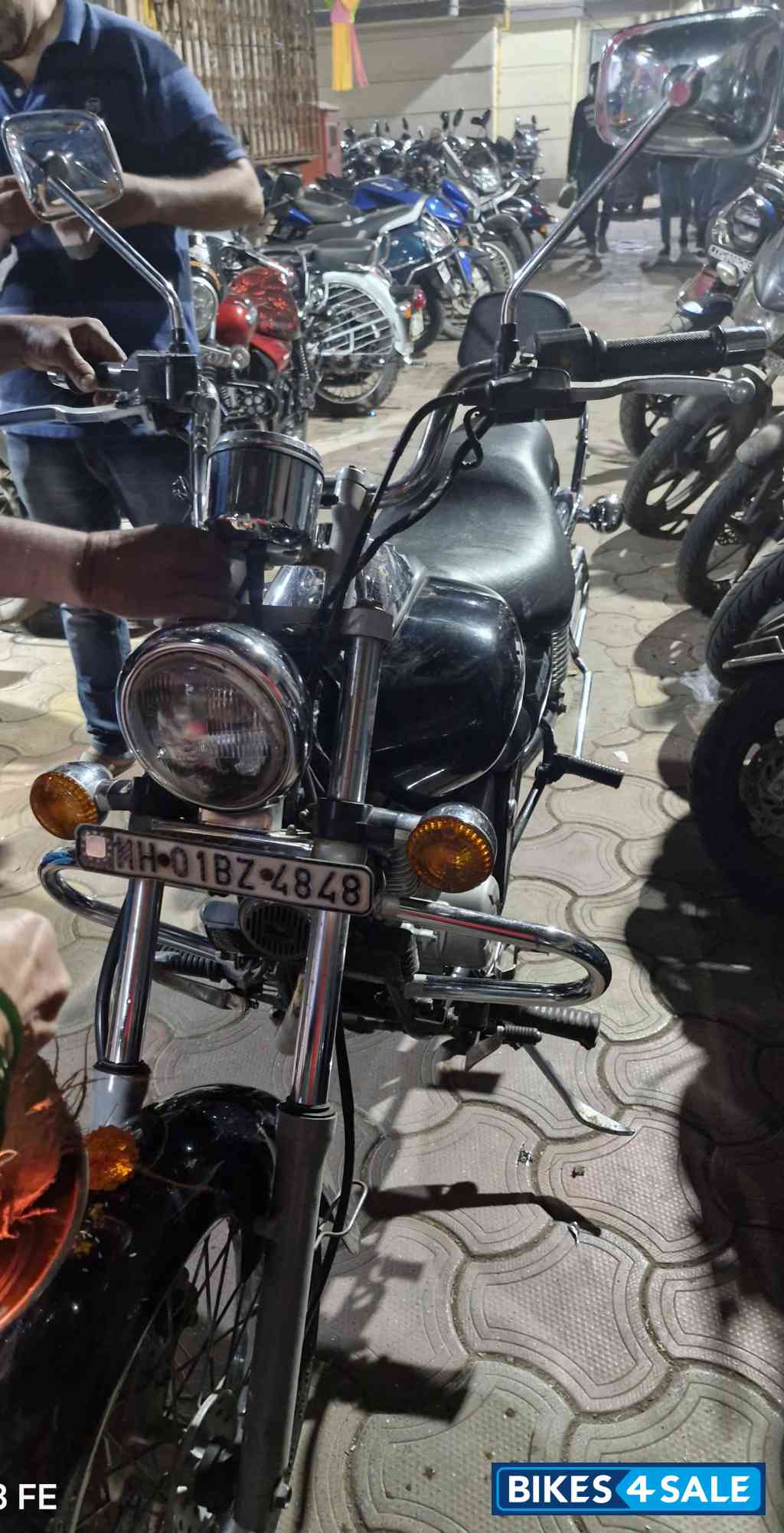 Bajaj Avenger 220 DTS-i