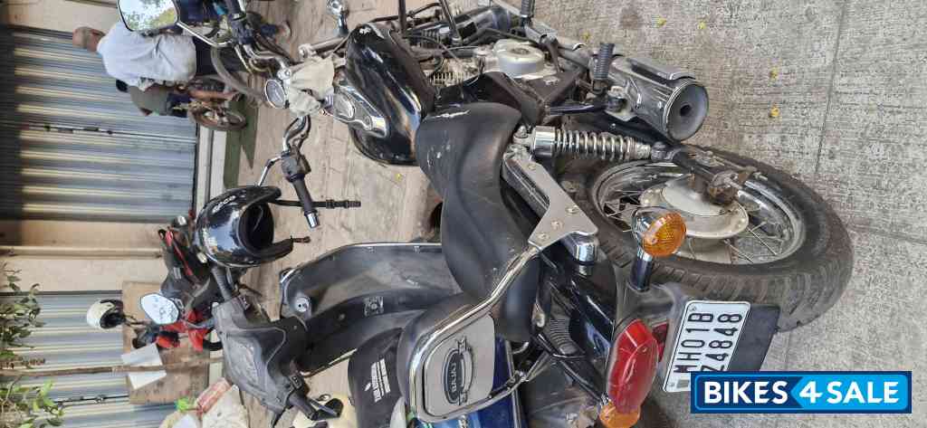 Bajaj Avenger 220 DTS-i
