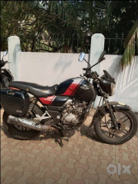 Red Bajaj V15