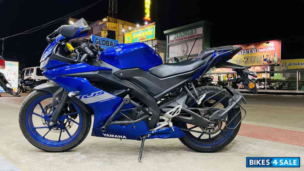 Blue Yamaha YZF R15 V3 BS6