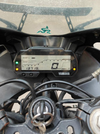 Yamaha YZF R1