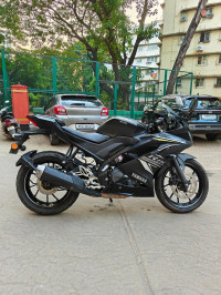 Yamaha YZF R1