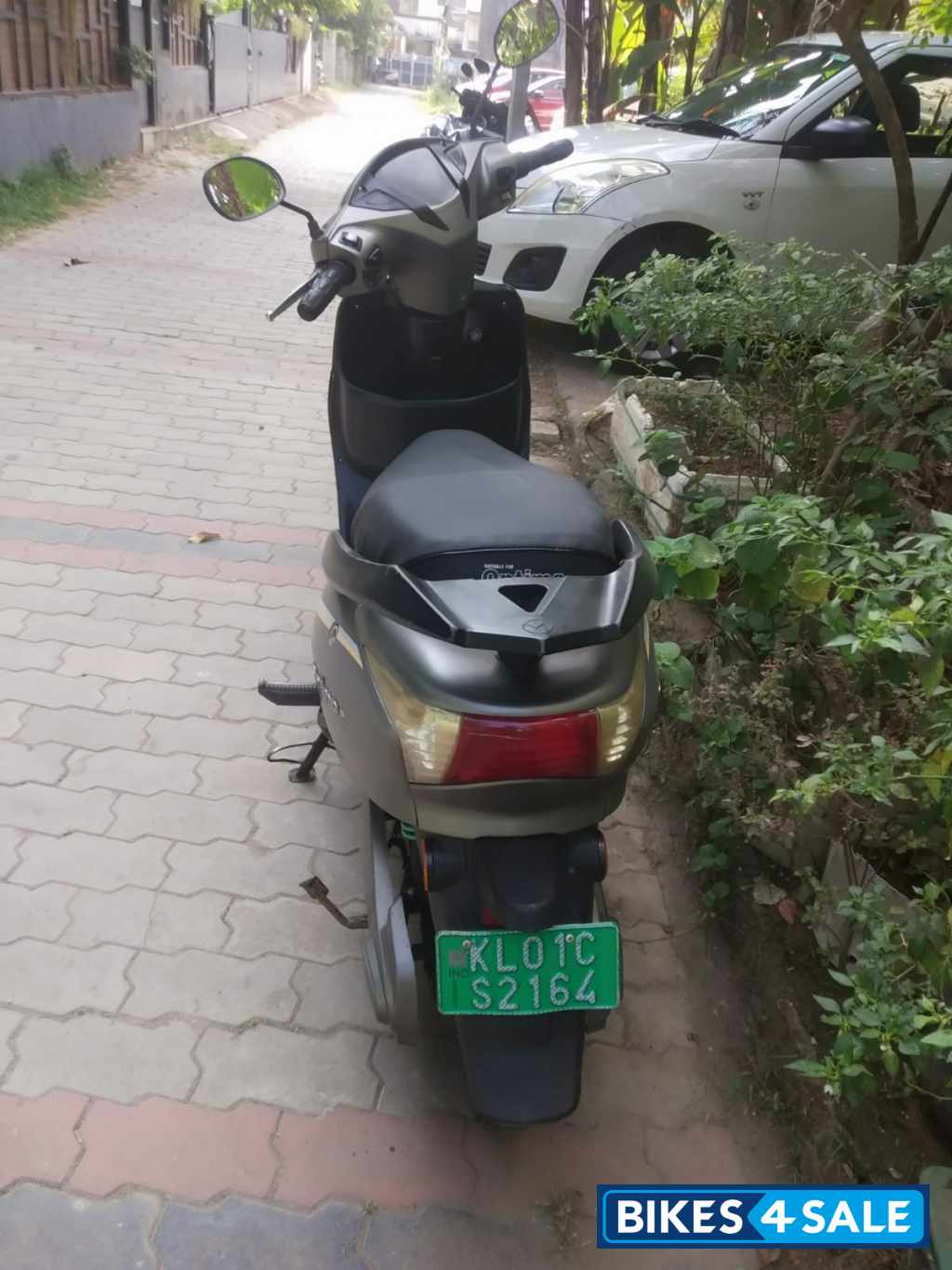 Hero Electric Optima HX