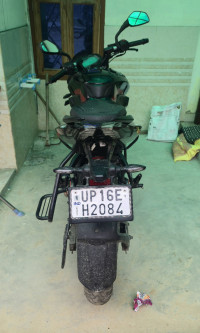 Black Bajaj Pulsar NS 160 2024