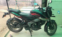 Black Bajaj Pulsar NS 160 2024