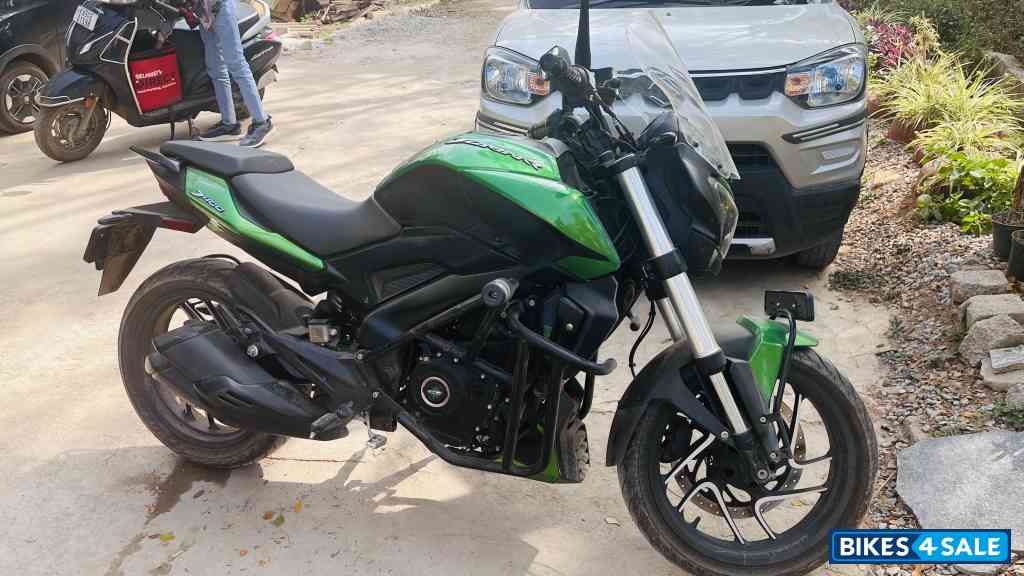 Green Bajaj Dominar 400 ABS BS6