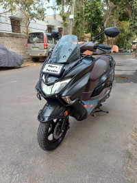 Suzuki Burgman Street