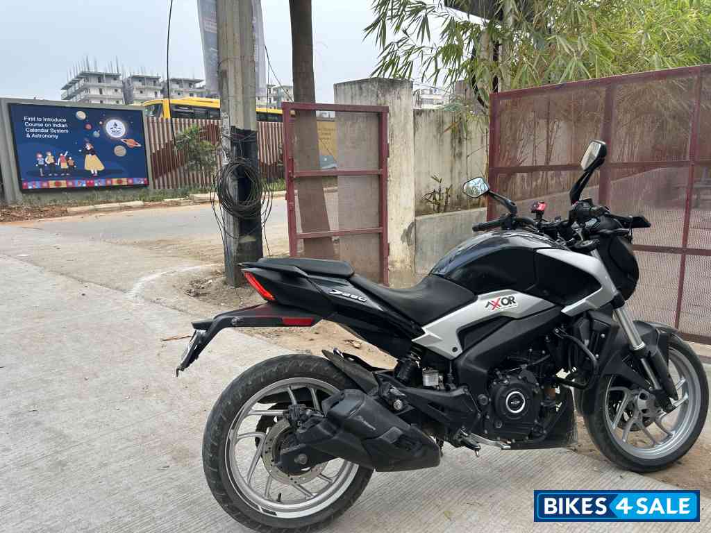 Bajaj Dominar 250