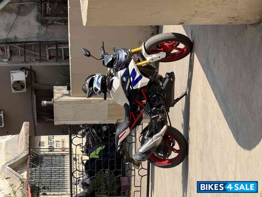 White Red Blue BMW G 310 R