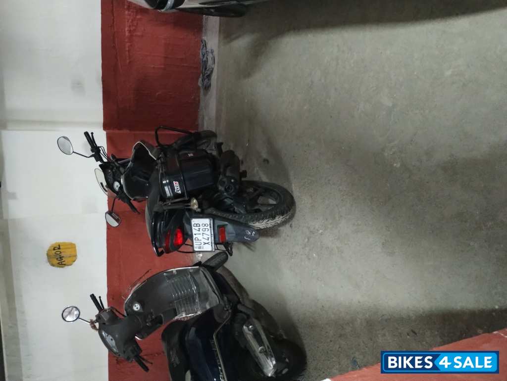 Black Silver Yamaha SZ-R