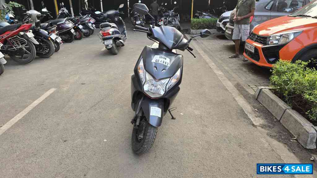 Matte Black Honda Dio 125