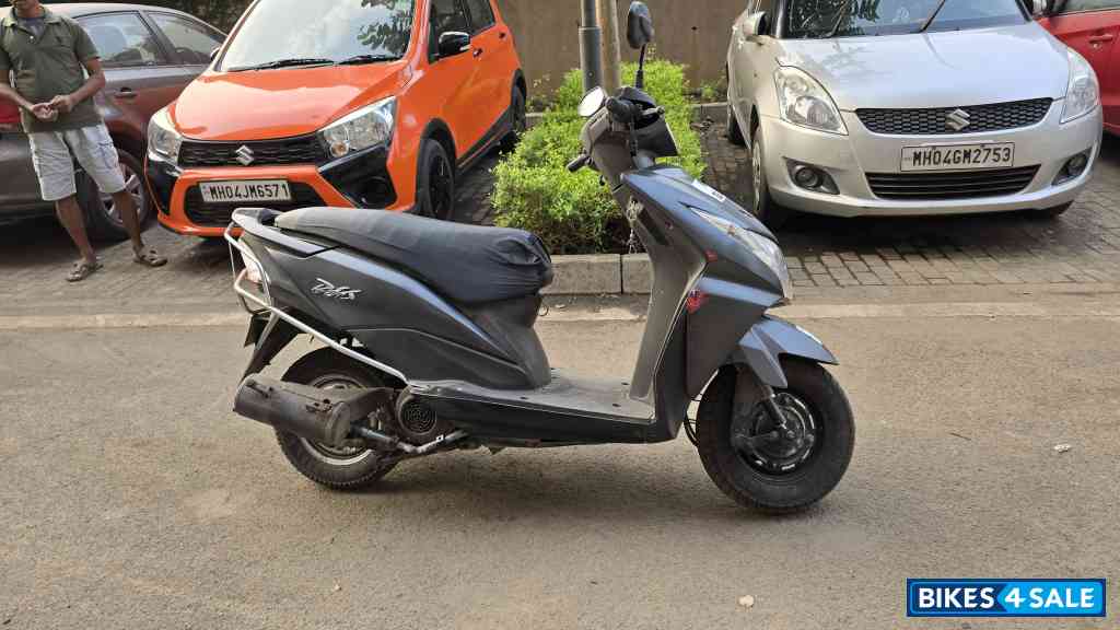 Matte Black Honda Dio