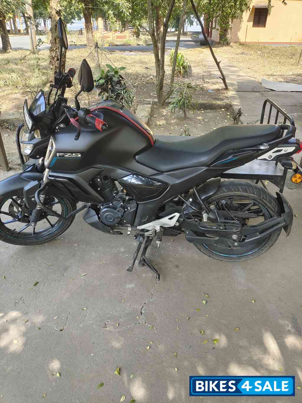 Matt Black Yamaha FZ-S FI V3