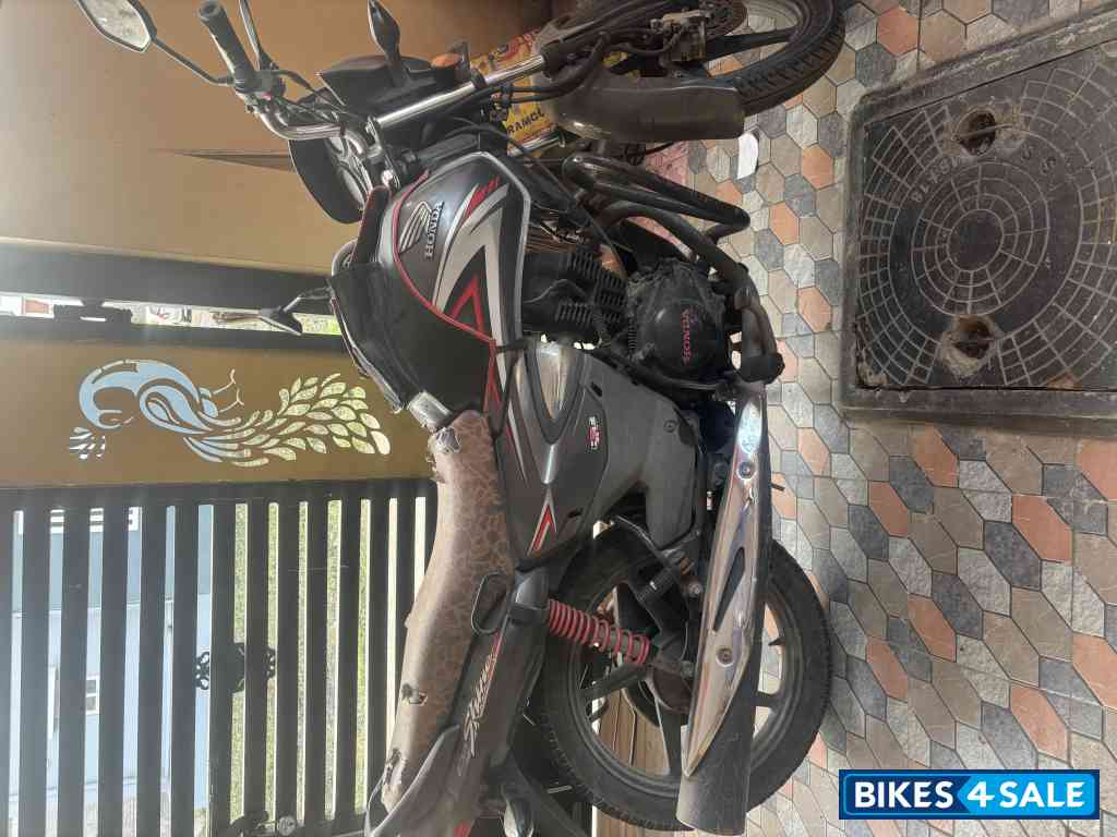 Honda Shine 125 Disc