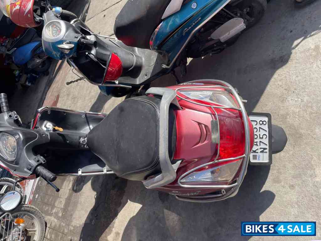 Red Honda Activa 4G