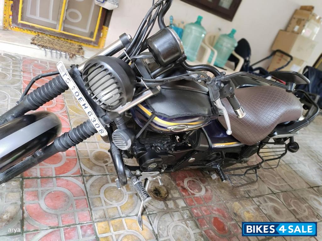 Bajaj Avenger Street 150
