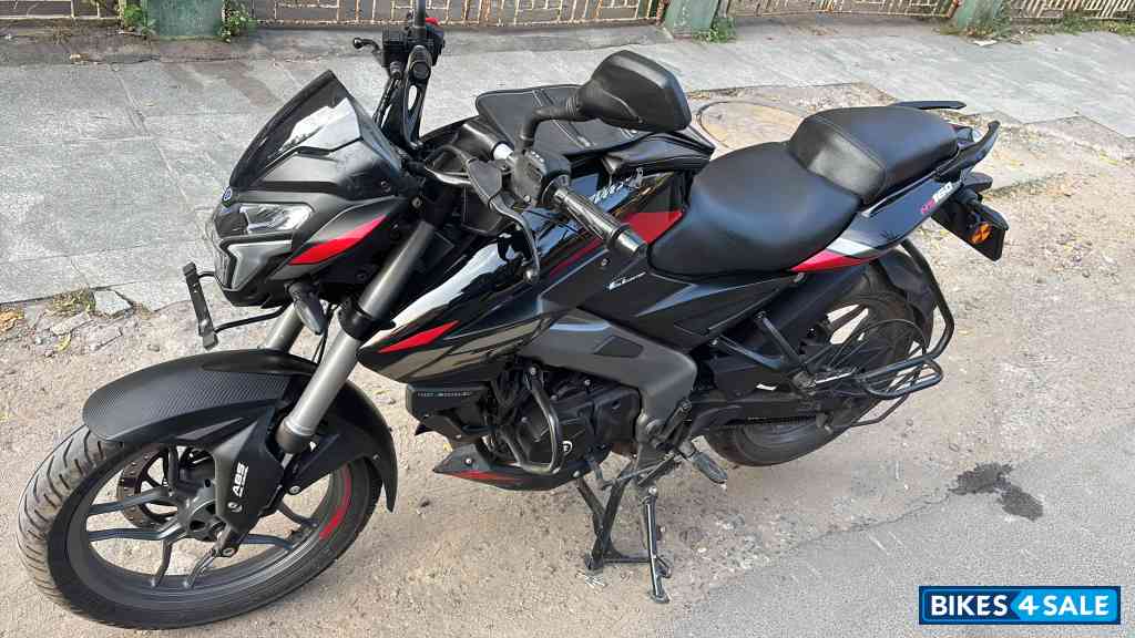 Bajaj Pulsar NS 160 BS6