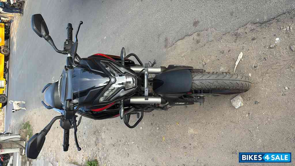 Bajaj Pulsar NS 160 BS6