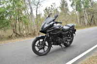 Bajaj Pulsar 220F 2018 Model