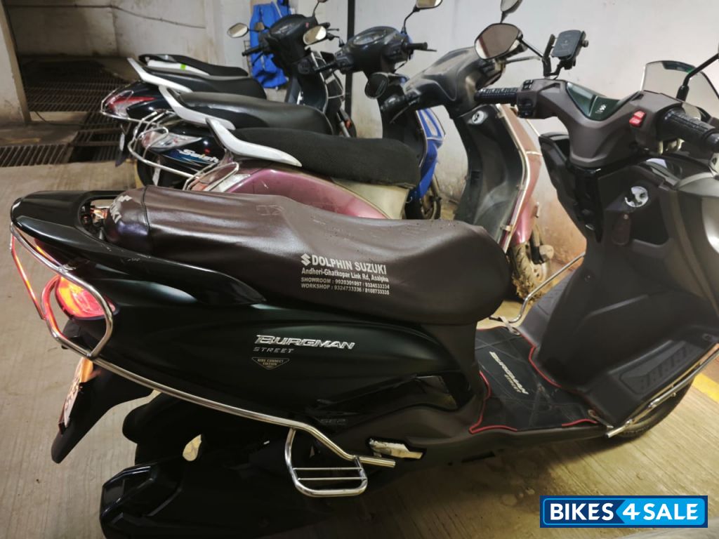 Suzuki Burgman Street Ride Connect Edition