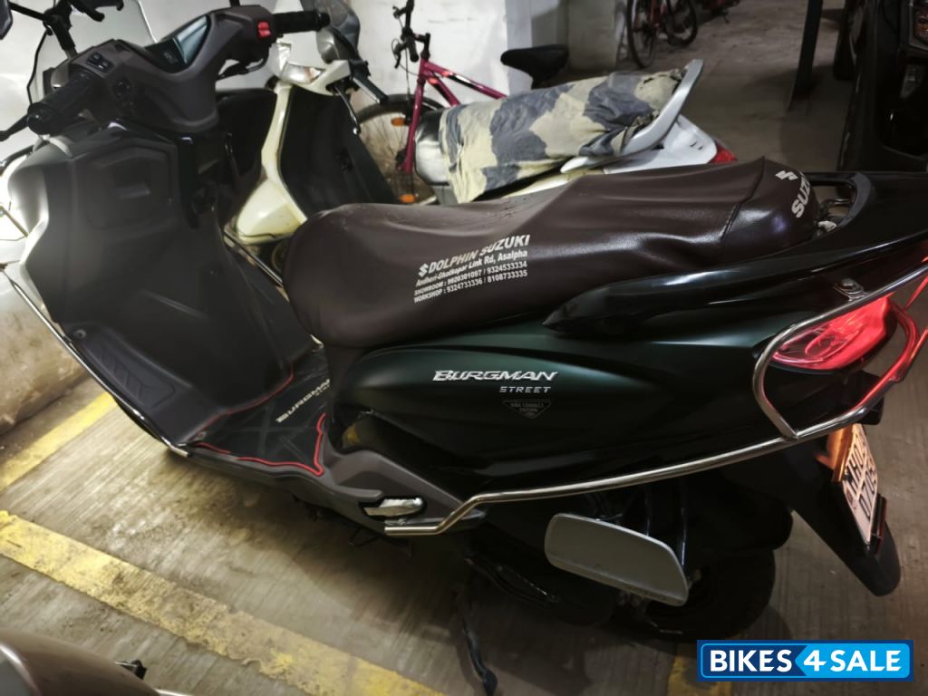 Suzuki Burgman Street Ride Connect Edition
