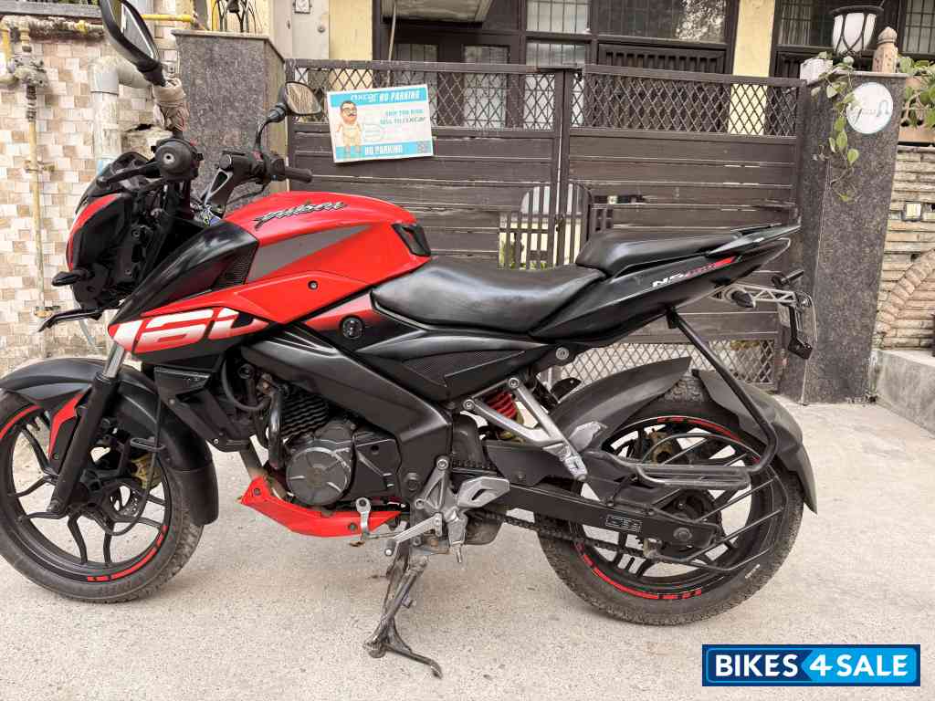 Bajaj Pulsar NS 160