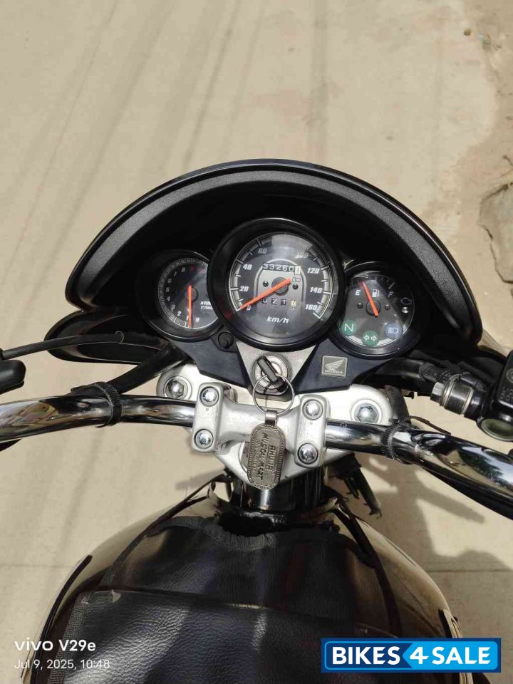 Black Honda CB Unicorn 160