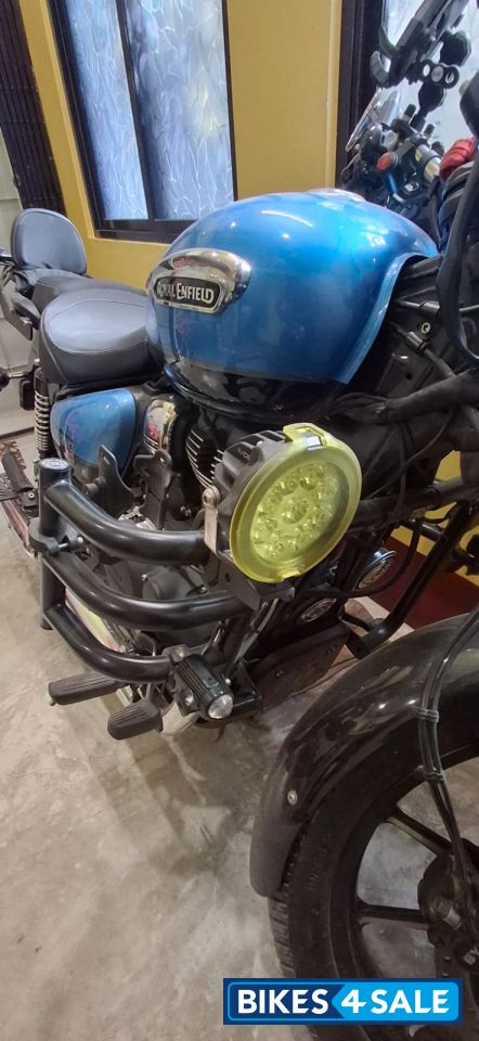 Blue Royal Enfield Meteor 350 Supernova