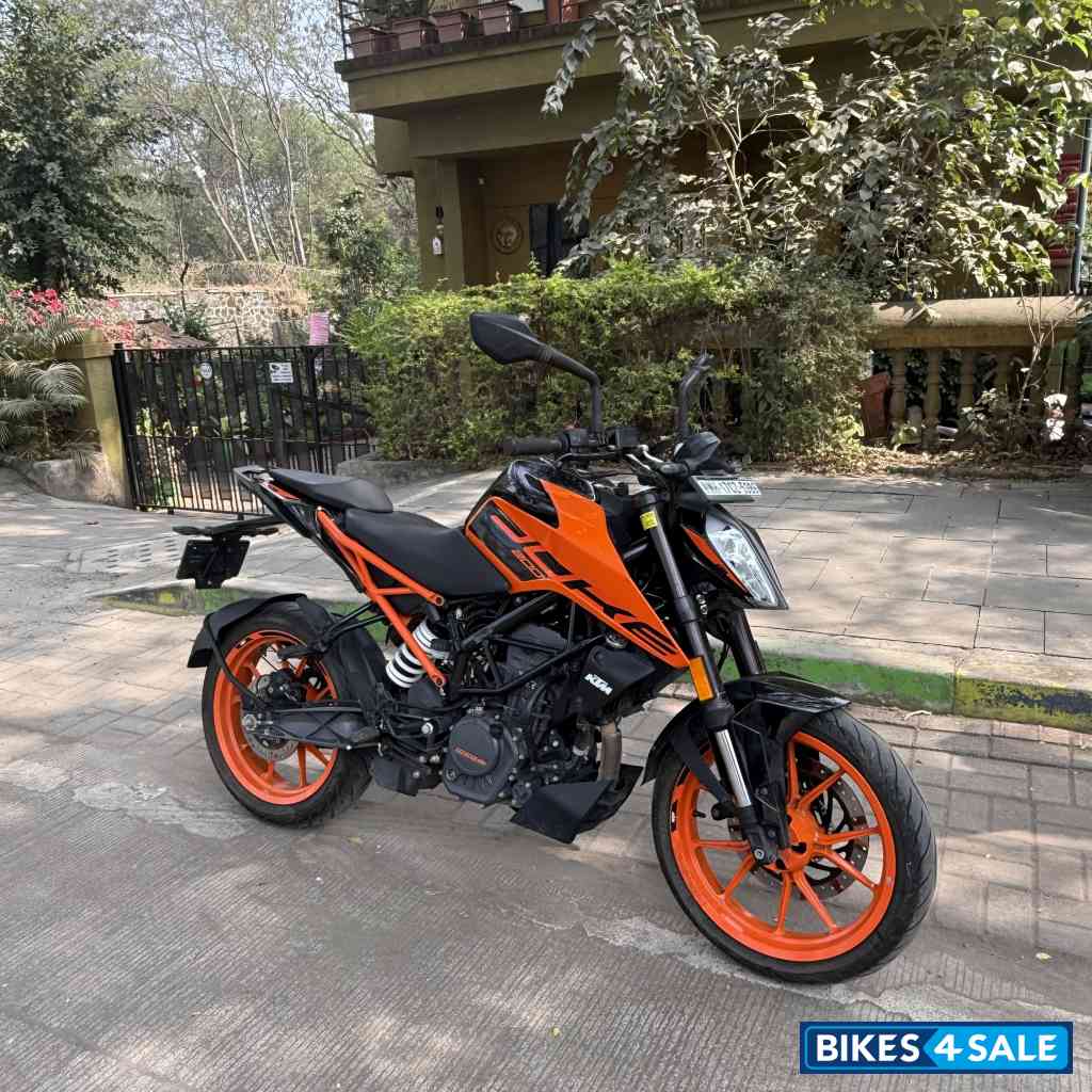 KTM Duke 200