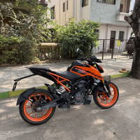 KTM Duke 200