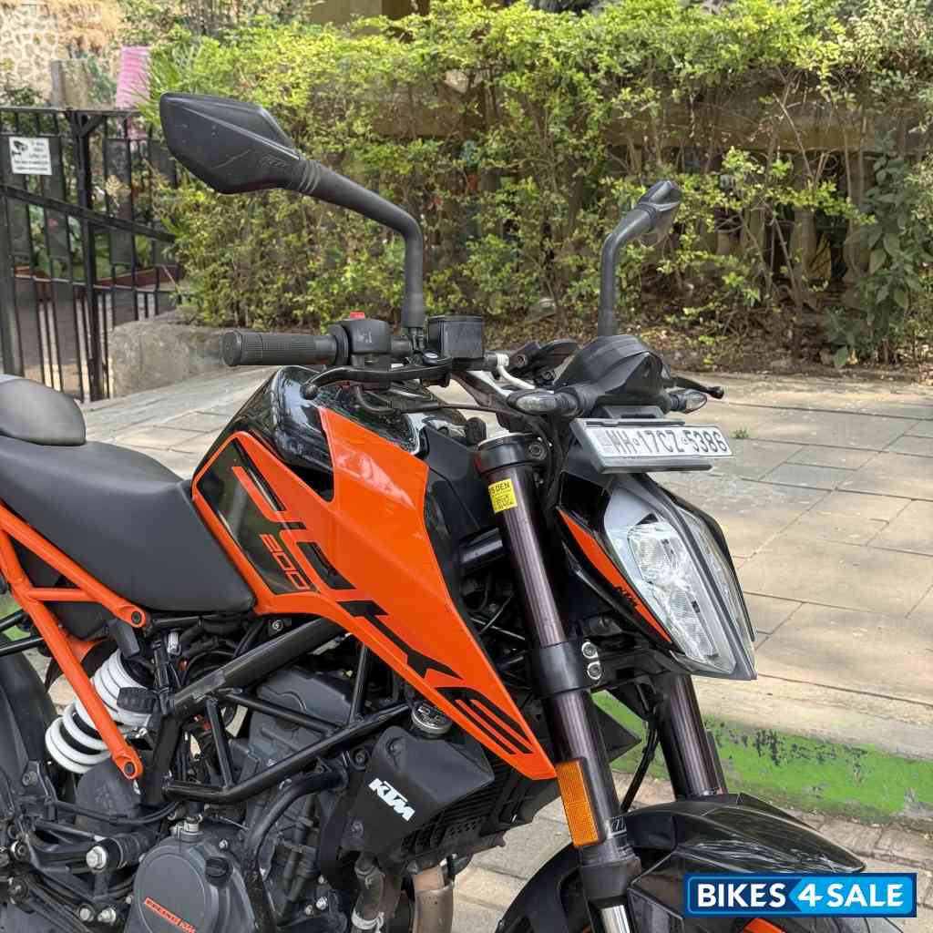 KTM Duke 200