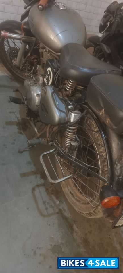 Royal Enfield Classic 350
