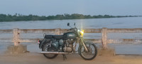Squadron Blue Royal Enfield Classic 500