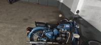 Squadron Blue Royal Enfield Classic 500