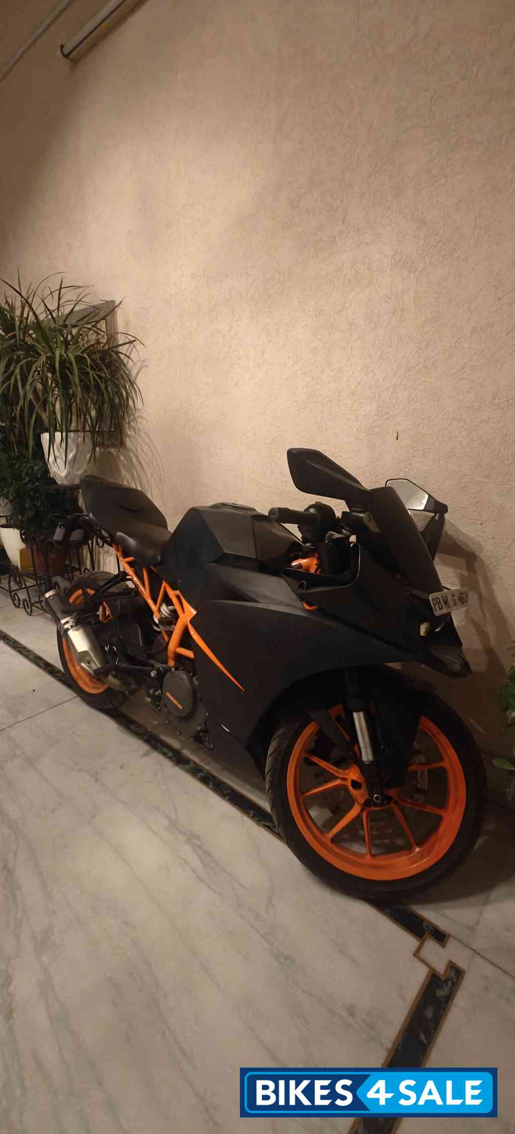 Black And Orange KTM RC 390