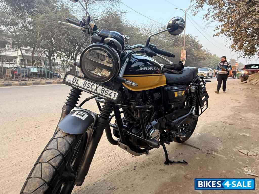 Black And Yellow Honda CB350RS Dual tone 2021