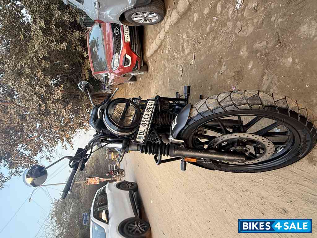 Black And Yellow Honda CB350RS Dual tone 2021